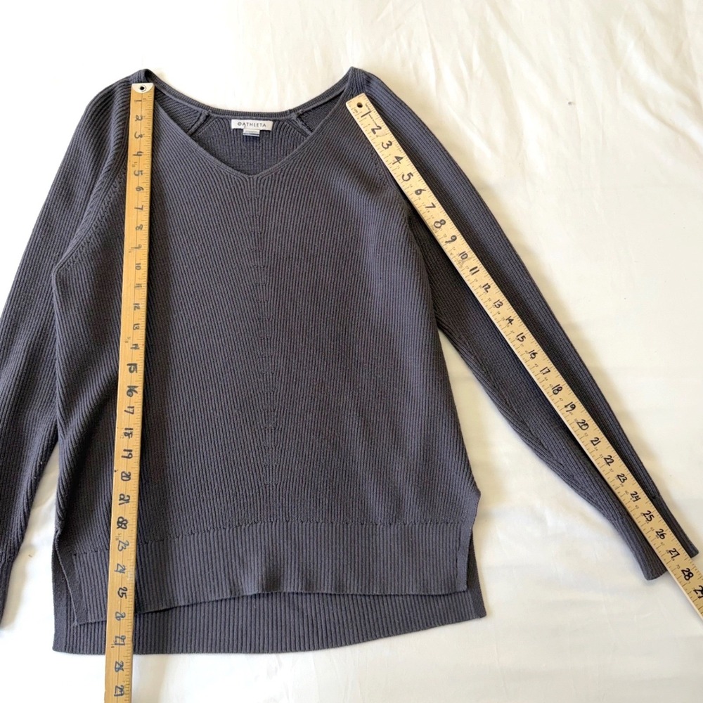 Athleta Hanover Merino Wool Sweater V-Neck Ribbed Lavender Gray Quiet Luxury M - Picture 10 of 13